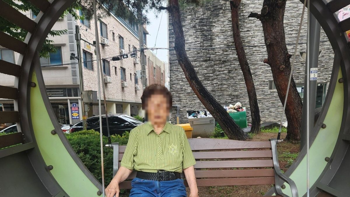 전국 병원동행서비스 산책로 쉼터에서 휴식